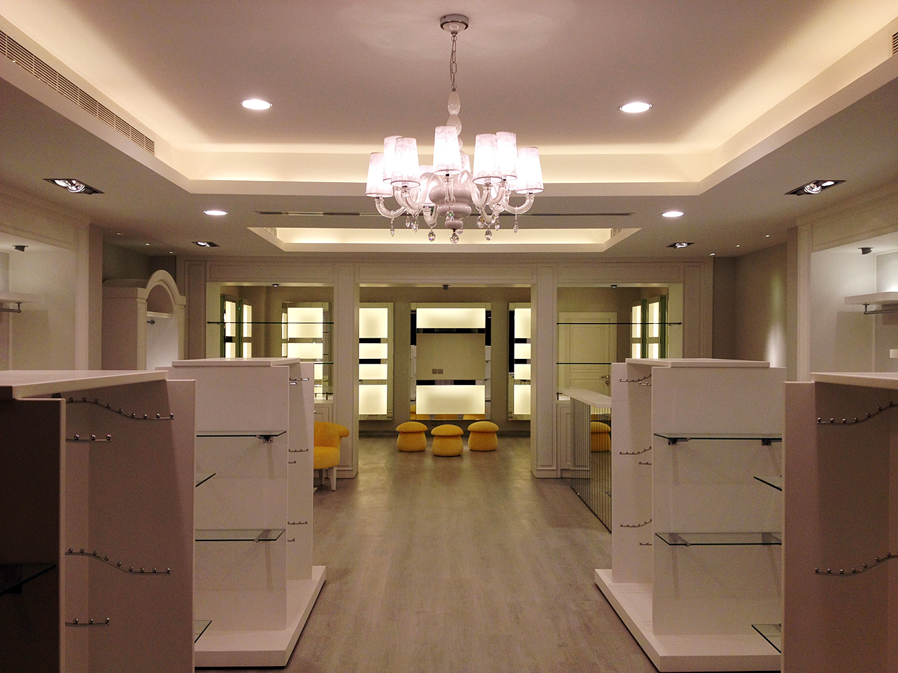 Ontdek de Magische Wereld van de Mini Merchandise Shop