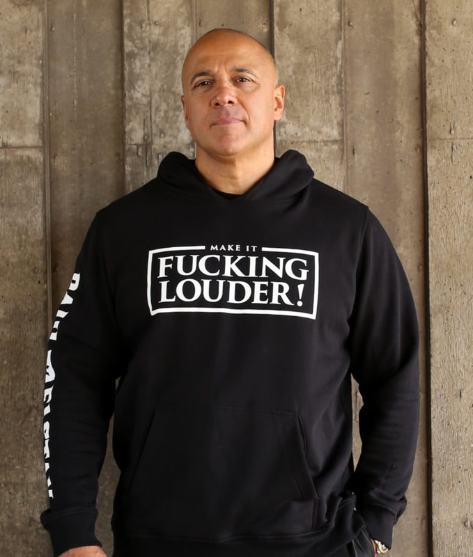 Ontdek de Hardcore Stijl: DJ Paul Elstak Merchandise voor Echte Fans